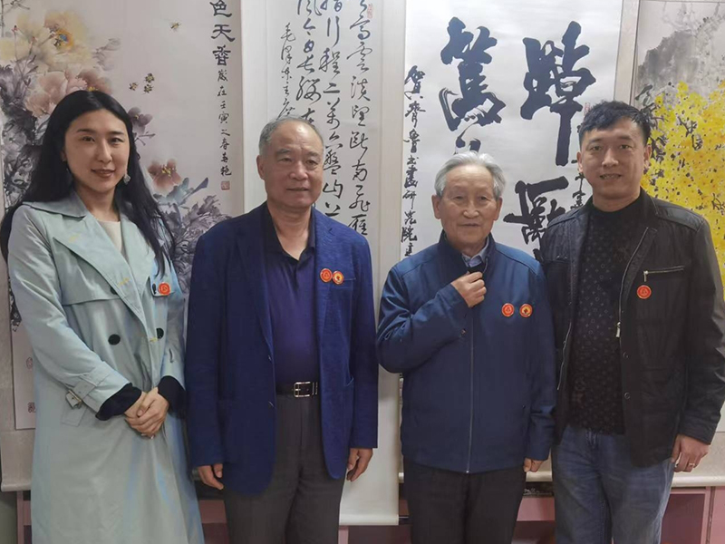 整合资源   学行修明